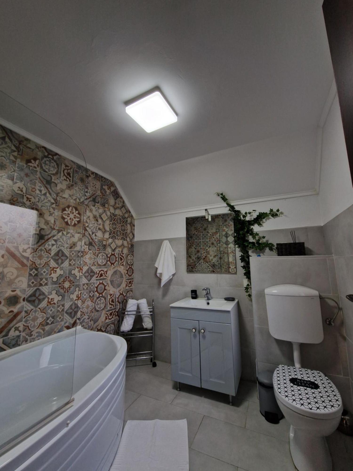Отель Cabana Din Padure Порумбаку-де-Сус Экстерьер фото