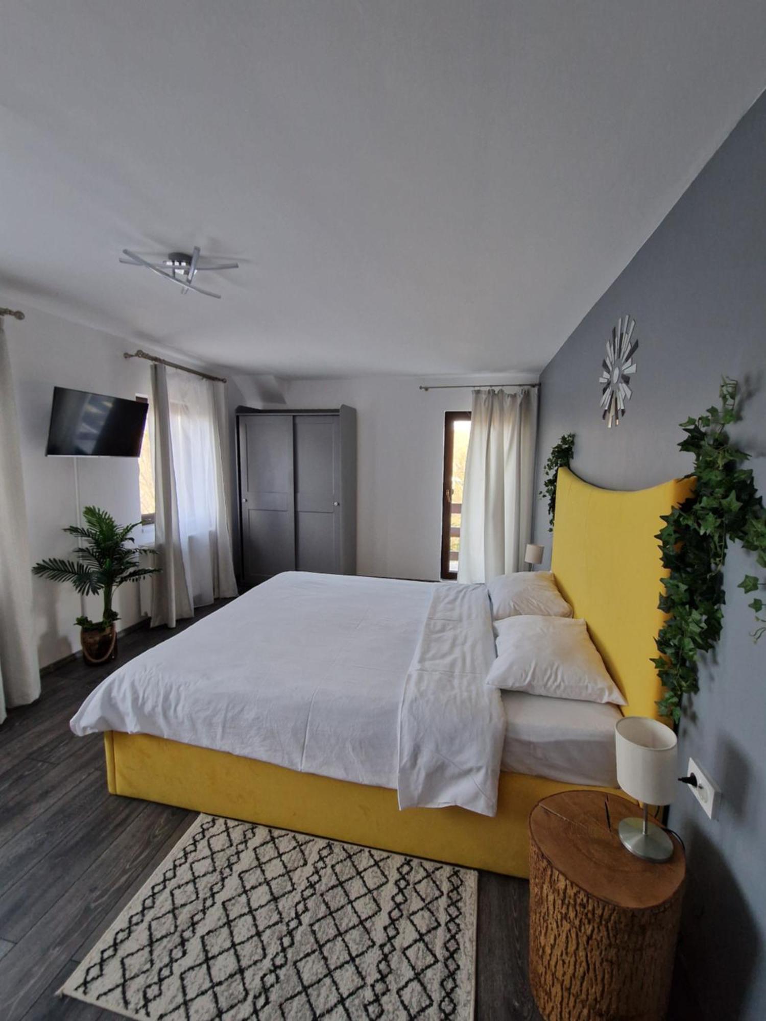 Отель Cabana Din Padure Порумбаку-де-Сус Экстерьер фото