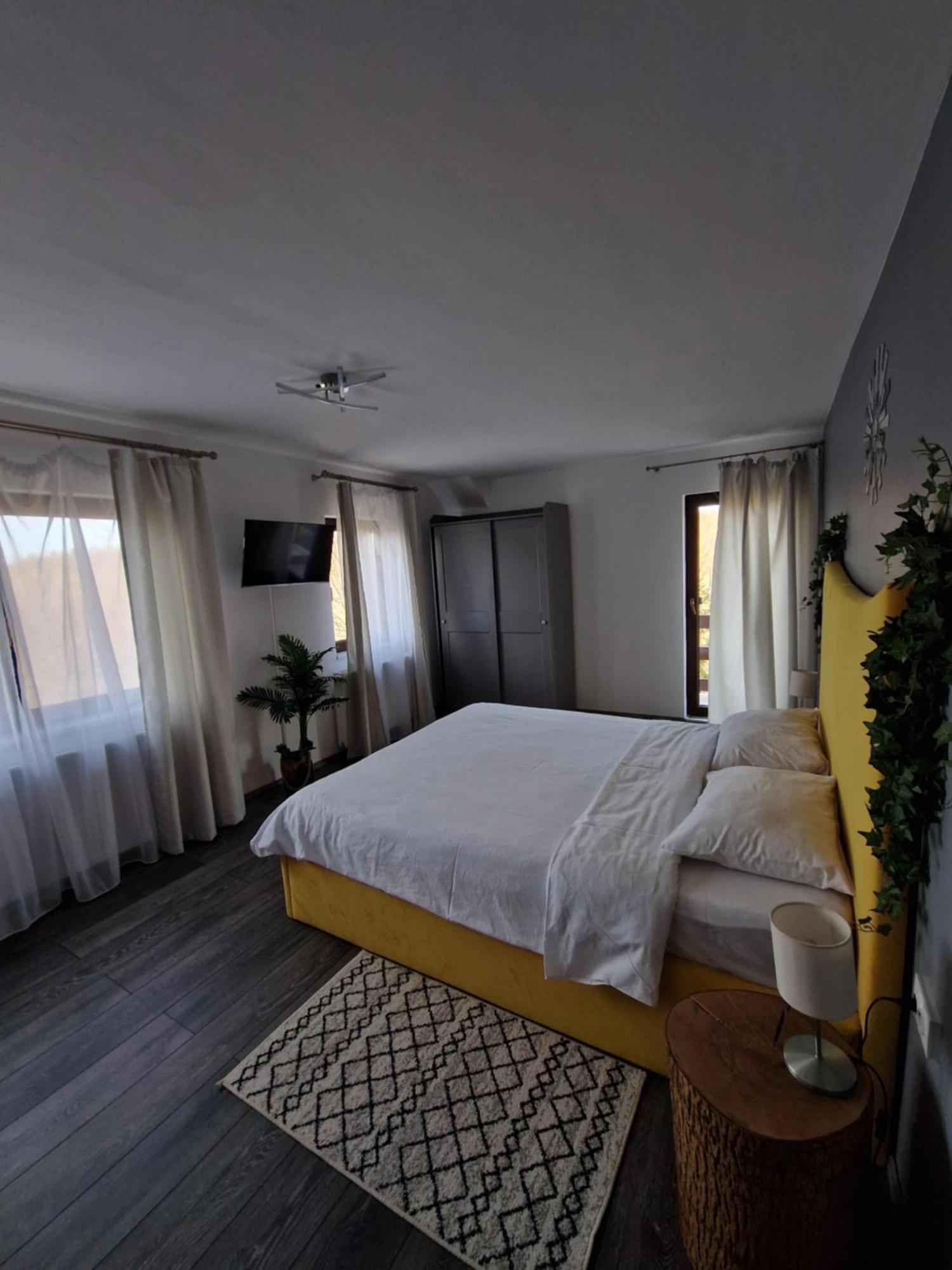 Отель Cabana Din Padure Порумбаку-де-Сус Номер фото